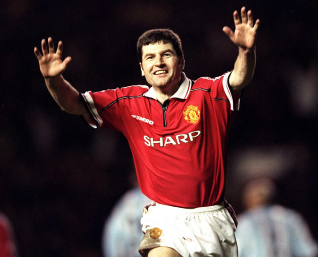 开云体育app-曼联球迷不满埃尔文落选名人堂：标准是啥，他有7个英超冠军