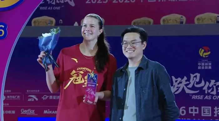 开云体育app官网-别再骂本土球员了！看完排超各位置真相，才懂联赛真的在进步|拦网|二传|梅丽萨-瓦尔加斯|伊莎贝拉.哈克|沃龙科娃_新浪新闻